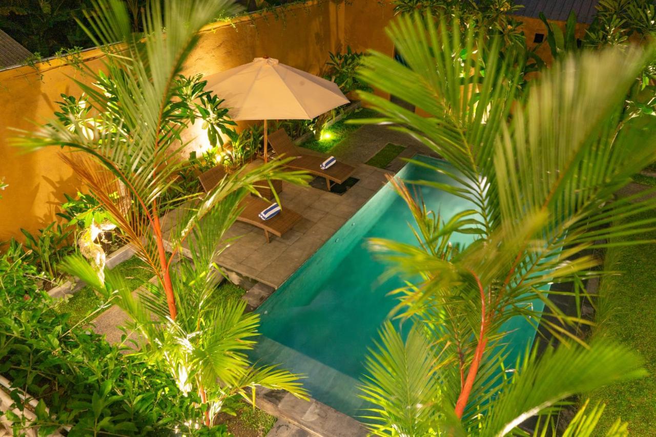 Tiny'S House Hotel Ubud  Exterior photo