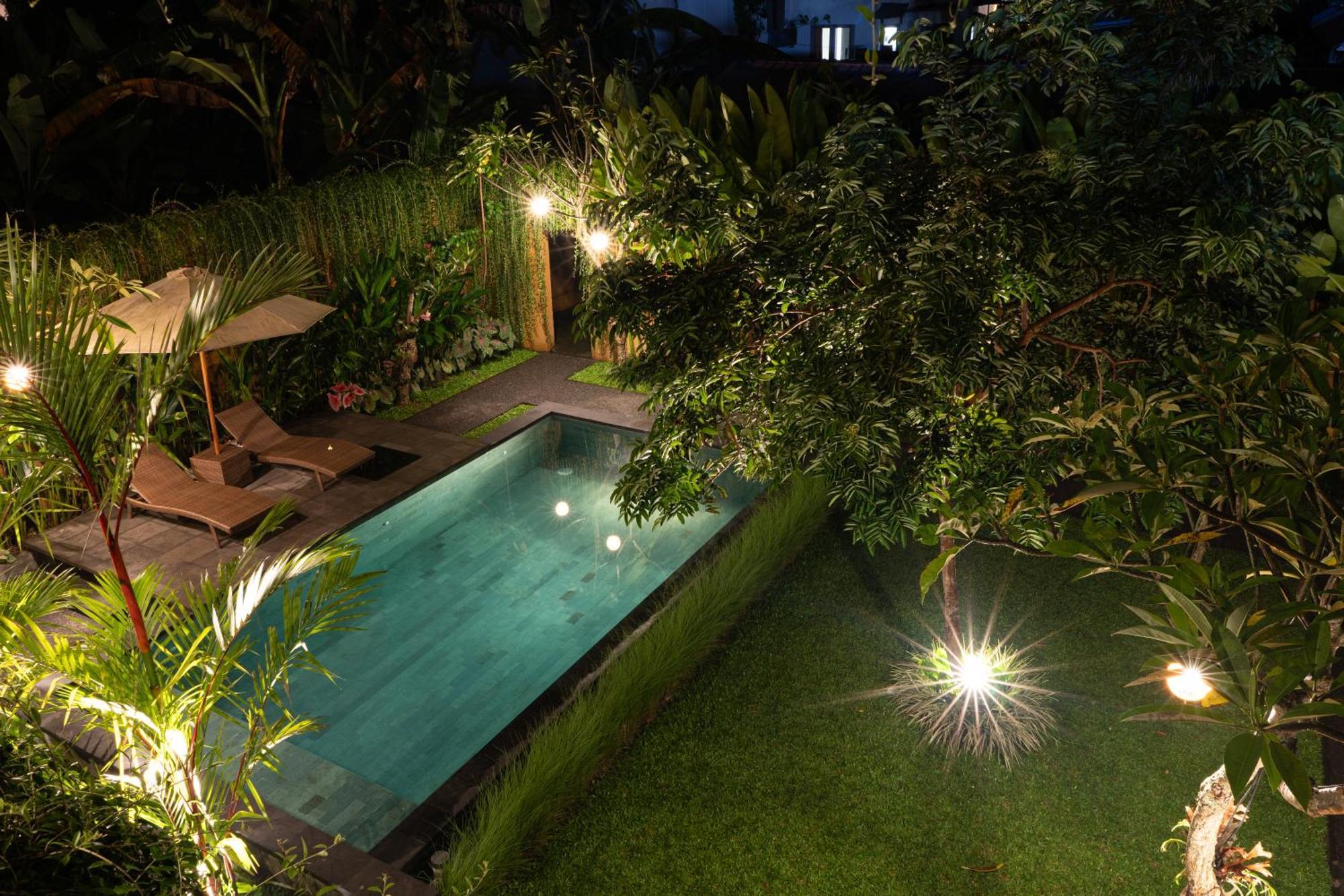 Tiny'S House Hotel Ubud  Exterior photo